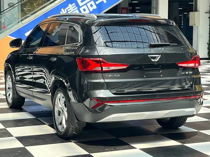 Jetta VS7