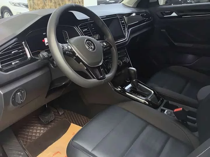 Volkswagen T-ROC Tange