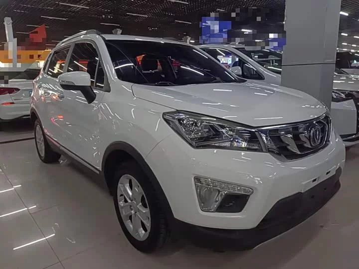 Changan CS15