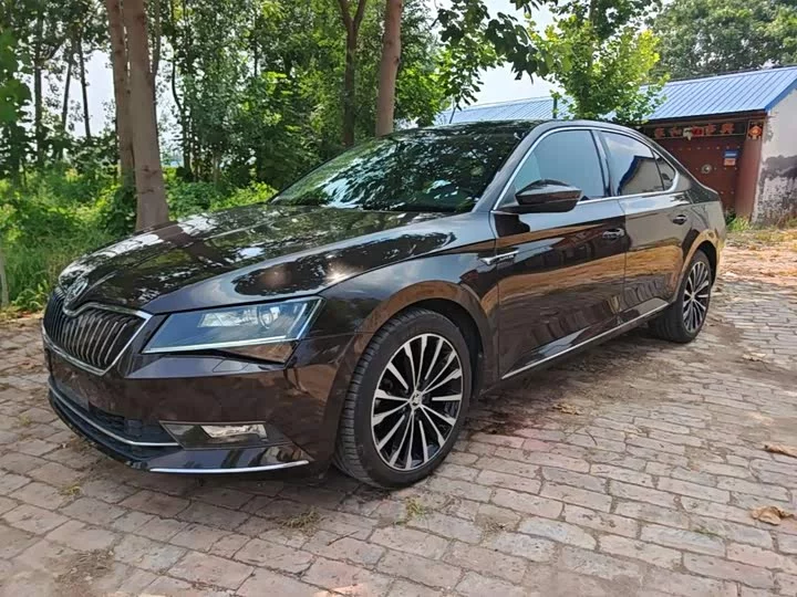 Skoda SuperB