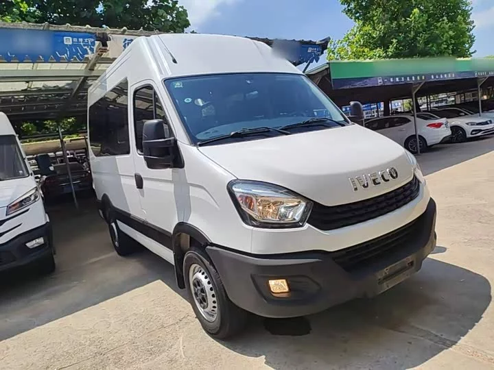 Iveco Wolfson