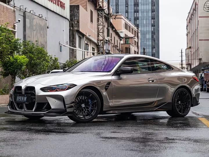 BMW M4