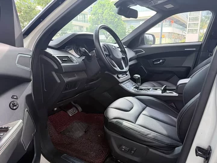 Lu Feng X7