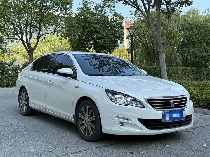 Peugeot 408