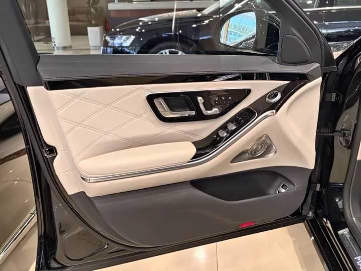 Mercedes-Benz Maybach S-Class