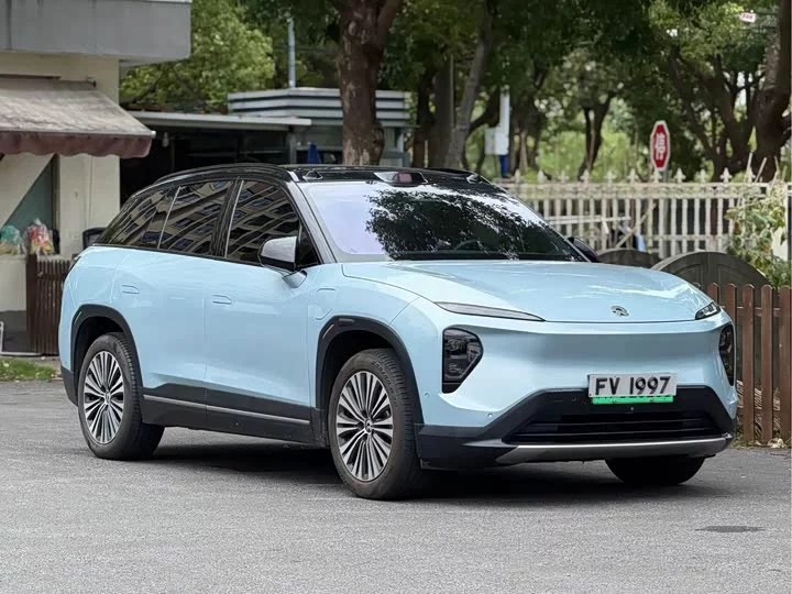 NIO ES7