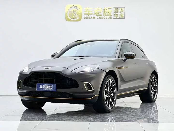 Aston Martin DBX