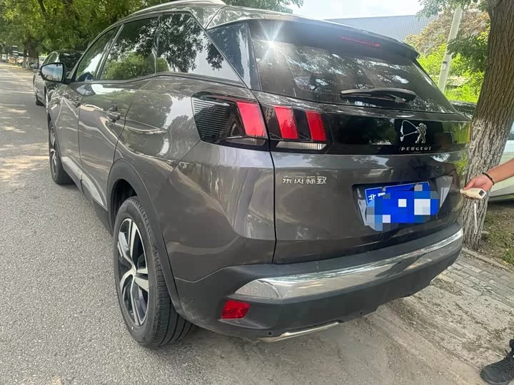 Peugeot 4008