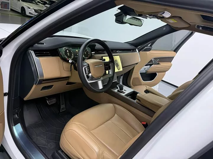 Land Rover range rover