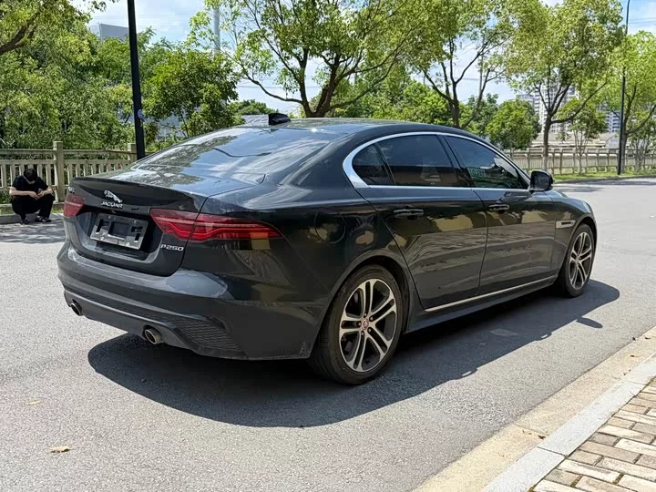 Jaguar XEL