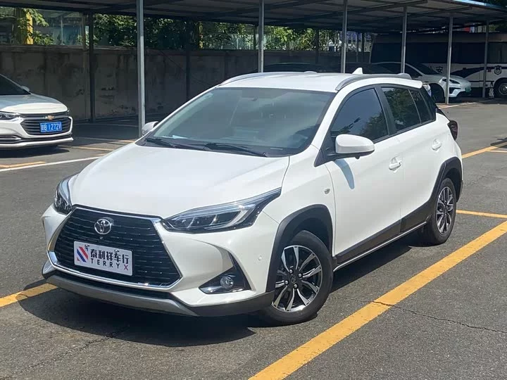 Toyota Yaris L