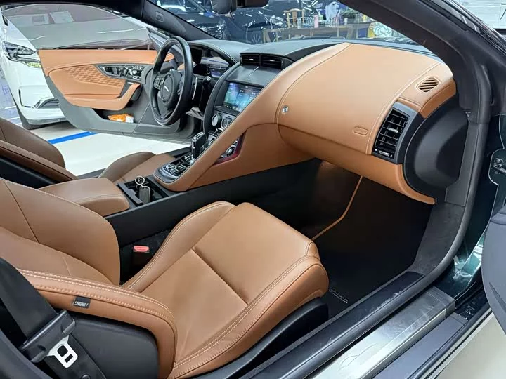 Jaguar F-TYPE