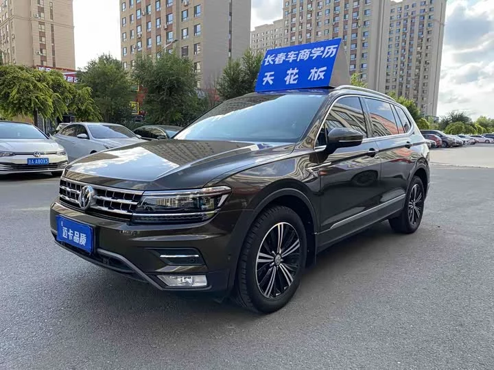 Volkswagen Tiguan L