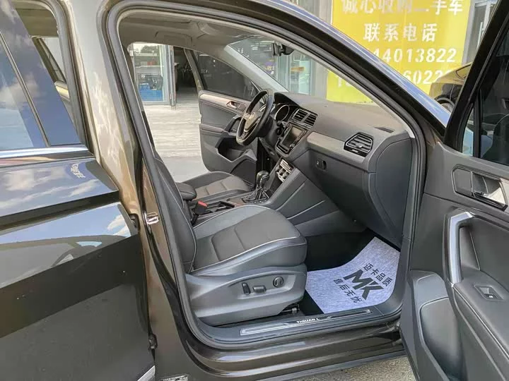 Volkswagen Tiguan L