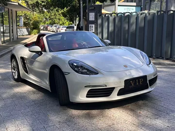 Porsche 718