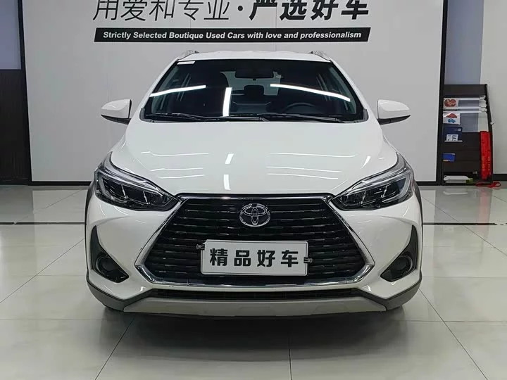 Toyota Yaris L