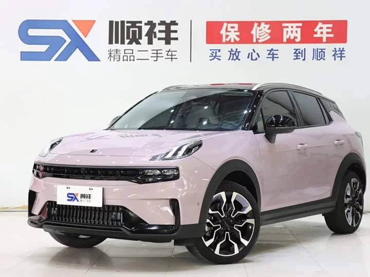 Lynk & Co 06