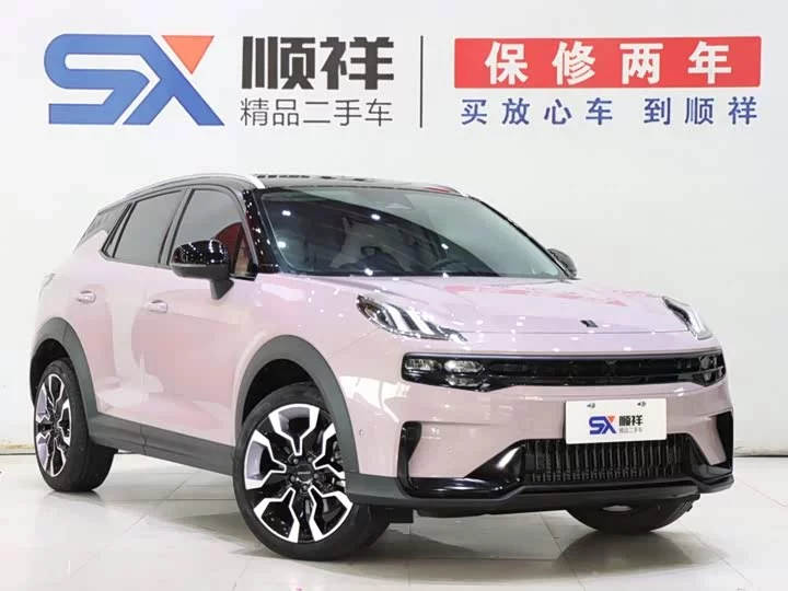 Lynk & Co 06
