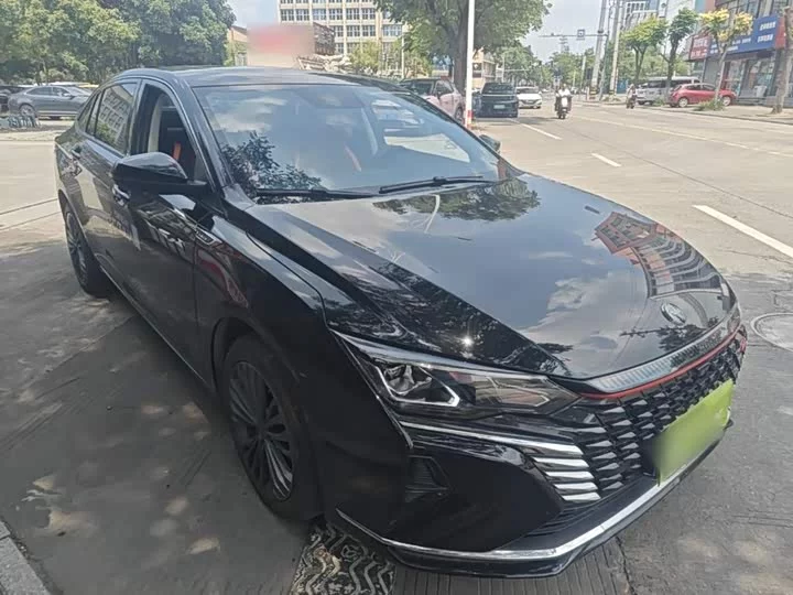 Dongfeng Yixuan MAX