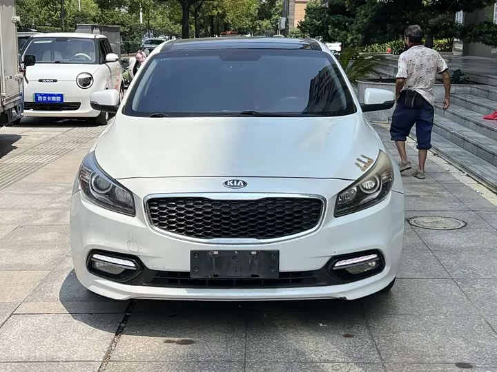 kia K4