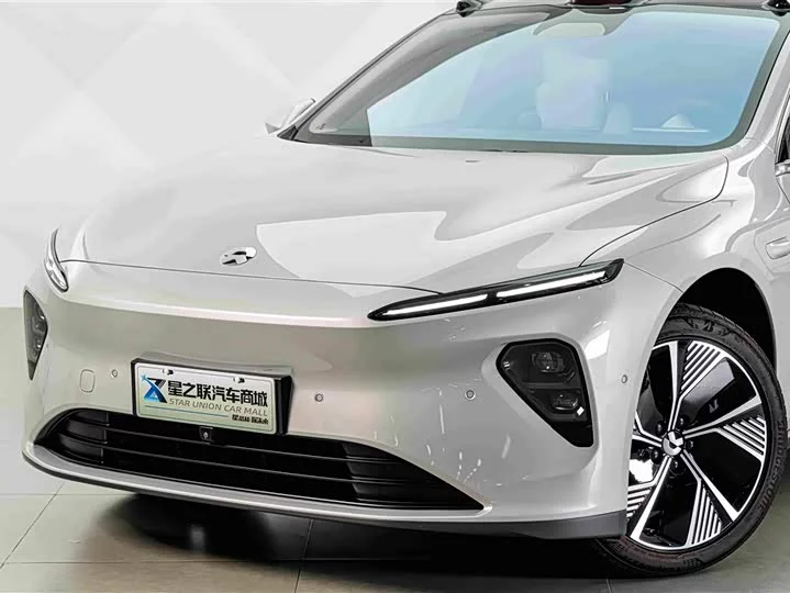 NIO ET7