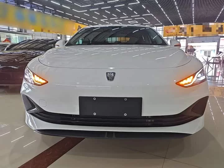 Roewe D7