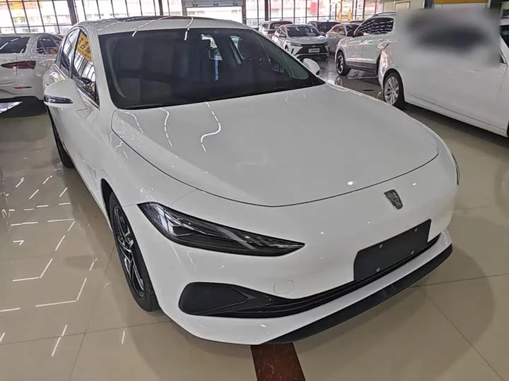 Roewe D7