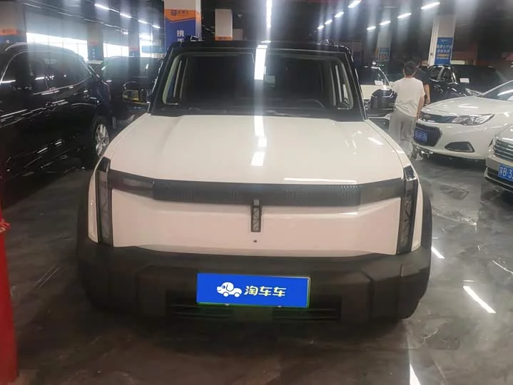 iCAR 03