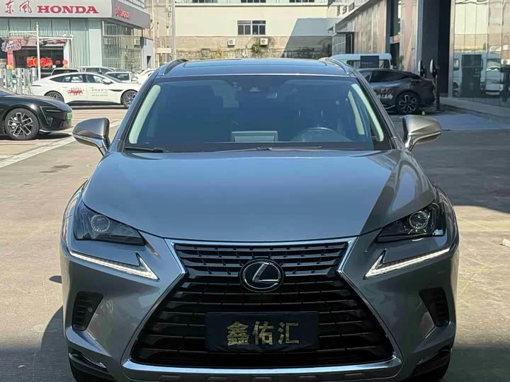 Lexus NX
