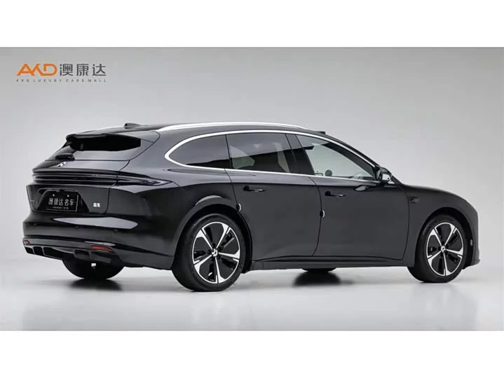 NIO ET5T