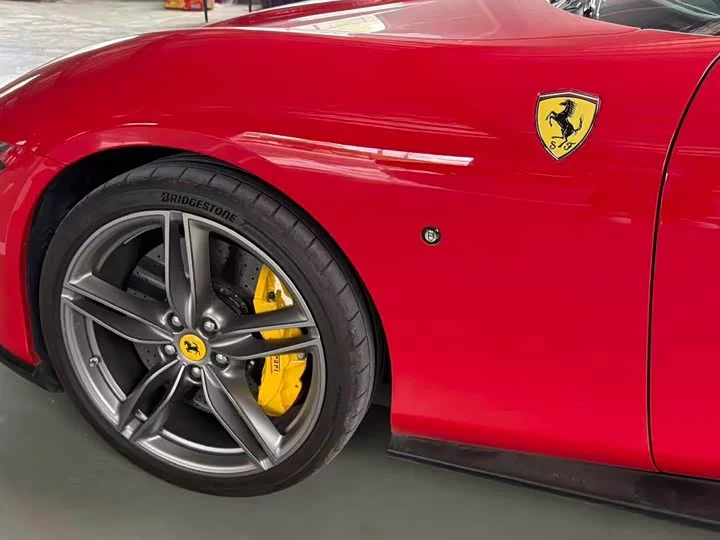 ferrari Roma