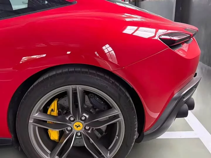 ferrari Roma