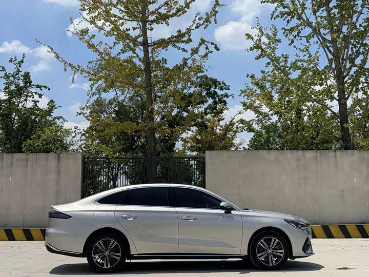 Geely Galaxy Star 6