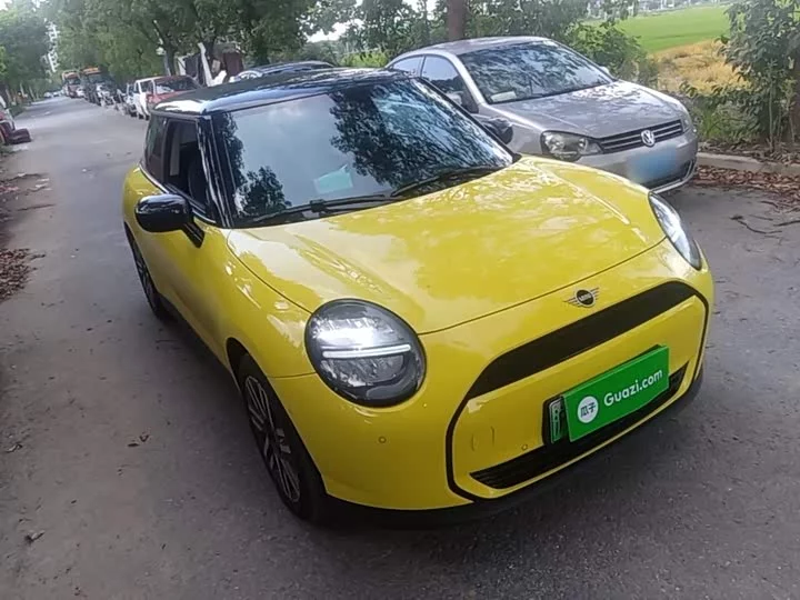 MINI ELECTRIC COOPER