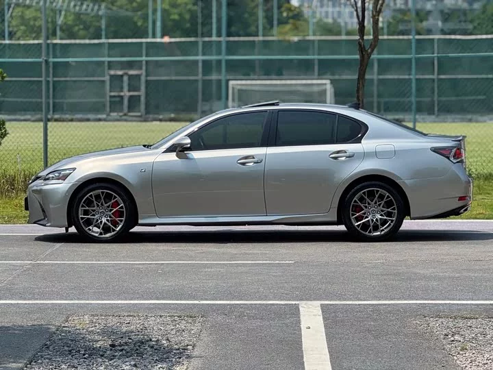 Lexus GS