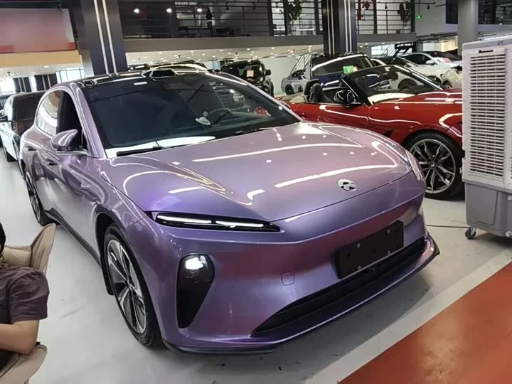 NIO ET5T