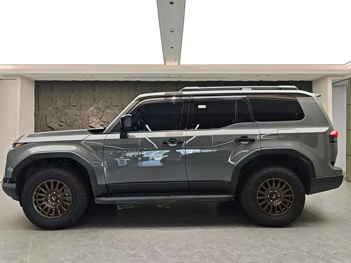 Lexus GX