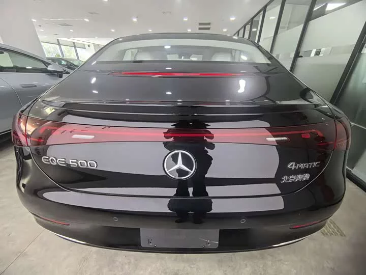 Mercedes-Benz EQE