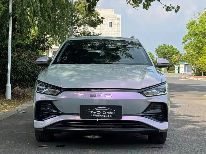 BYD e2