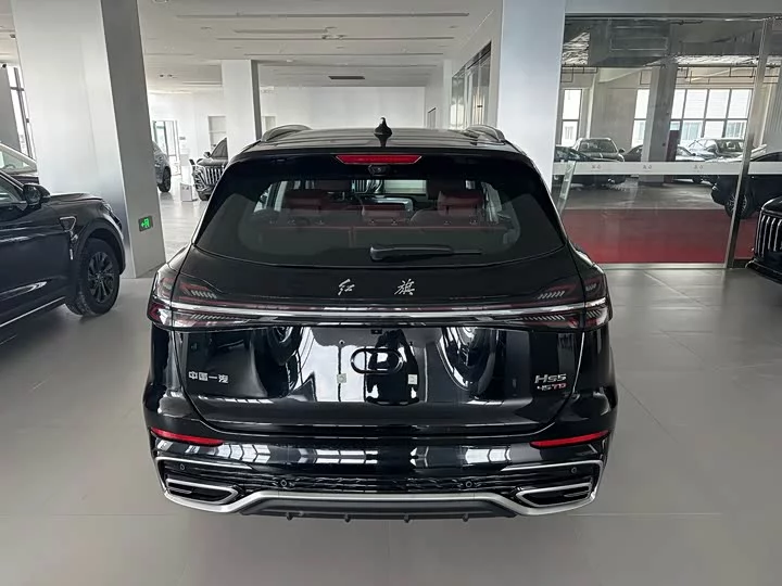 Hongqi HS5