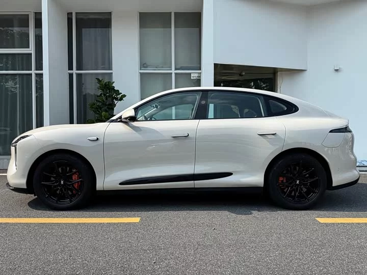 Zhiji LS6