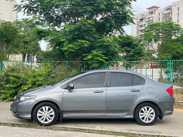 Honda Avant-garde classic