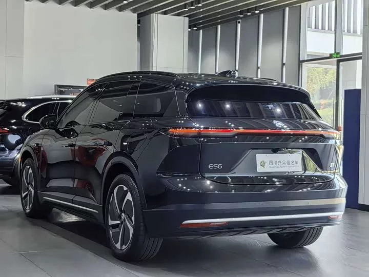 NIO ES6