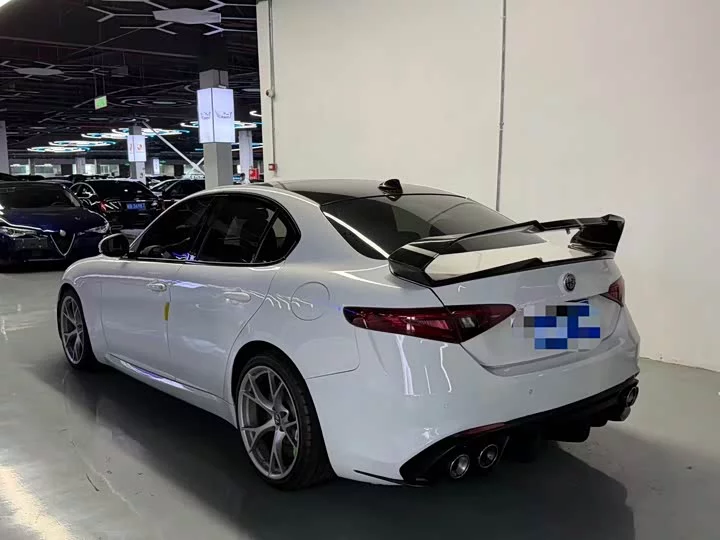 alfa romeo Giulia Juliet