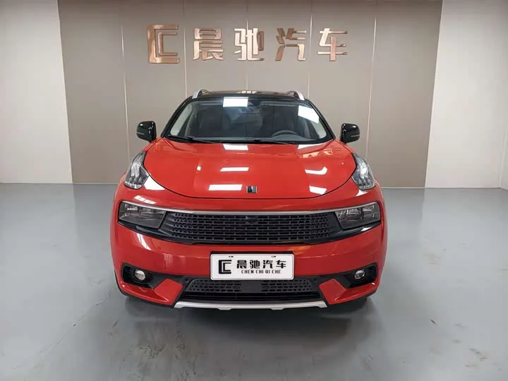 Lynk & Co 01