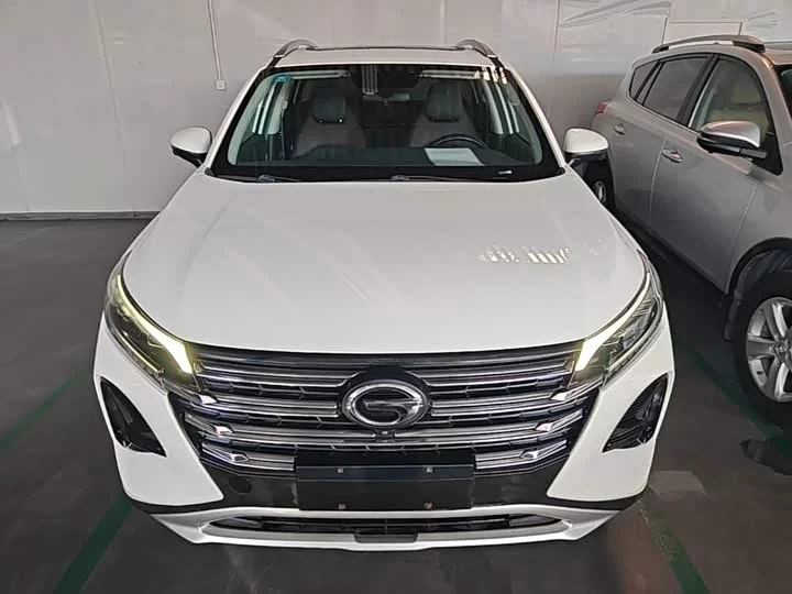GAC Trumpchi GS4