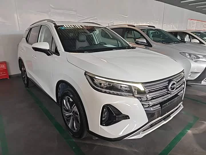 GAC Trumpchi GS4