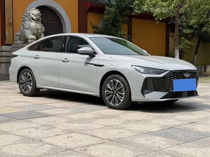 Chery Fengyun A8L
