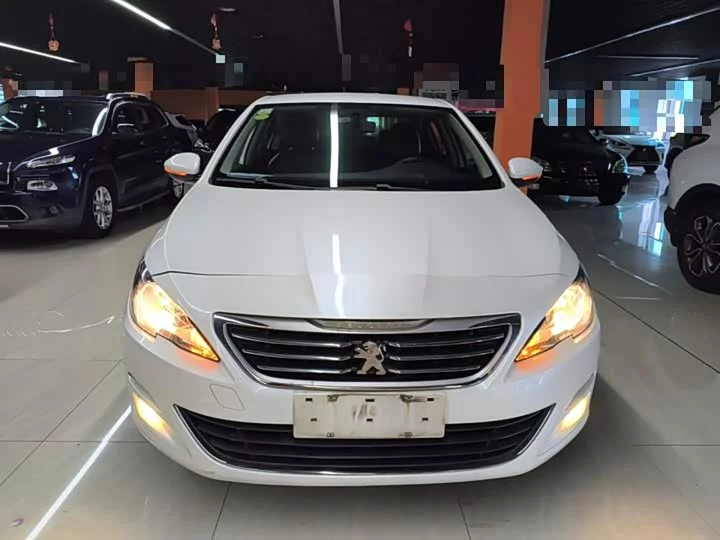 Peugeot 408