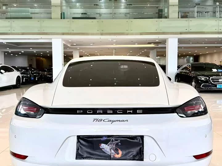 Porsche 718